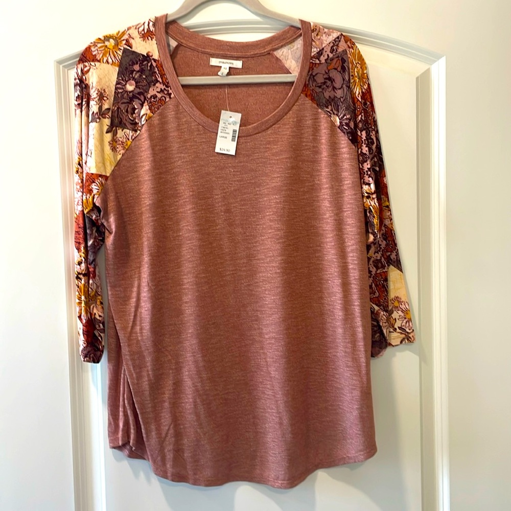 Maurice’s quarter length sleeve tee